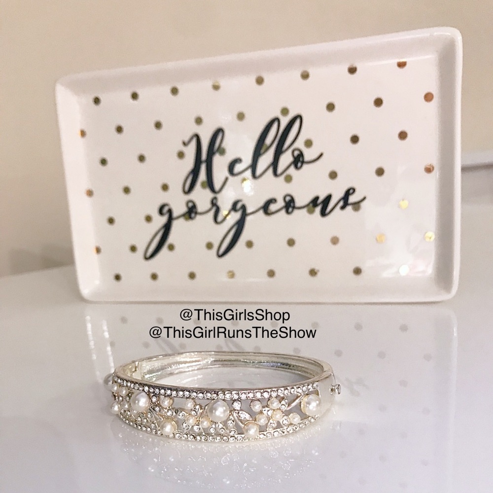 SALE🖤 Bridal Pearl Bracelet